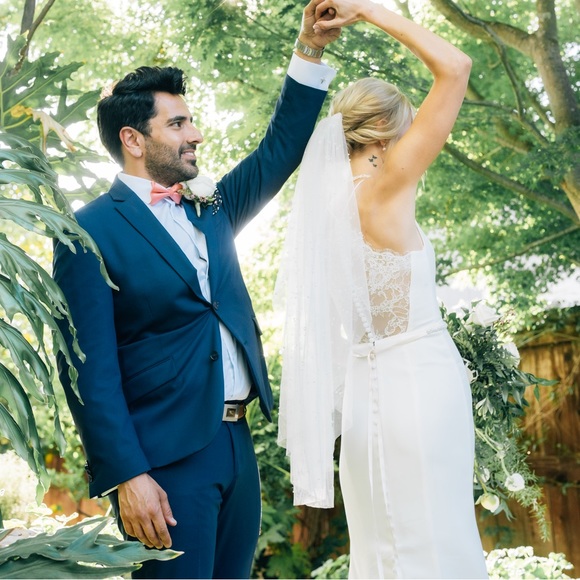 Anthropology wedding dress - Picture 5 of 8